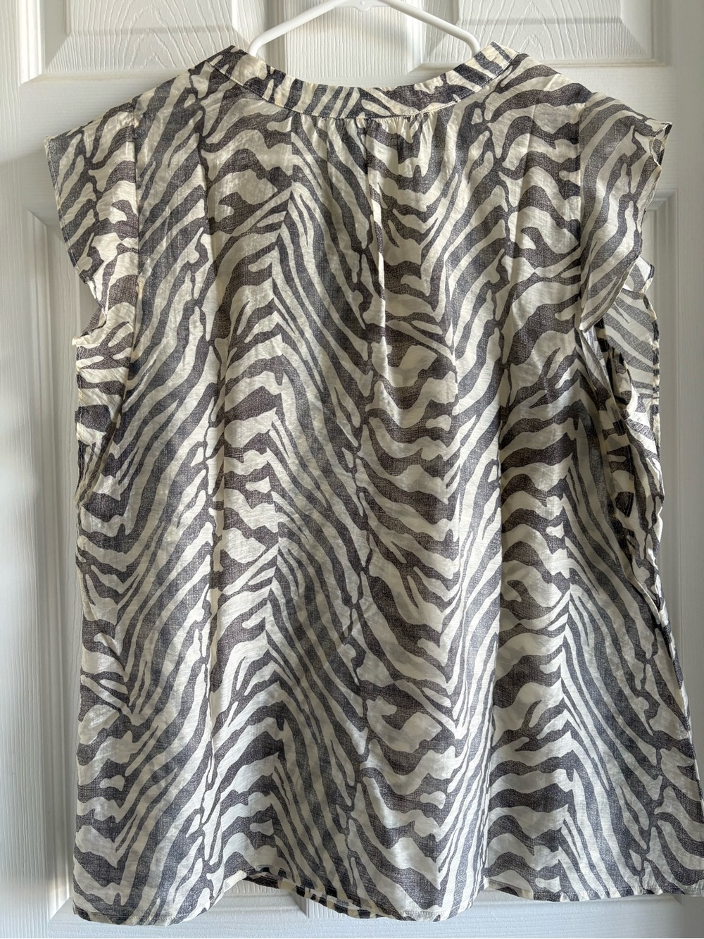 CAbi Neutral Zebra-Print Split V-Neck Cap Sleeve Top - Picture 2 of 2